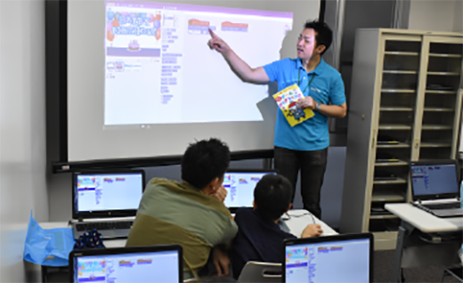 親子プログラミングの様子